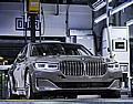 Die neue BMW 7er Limousine in der Prüfzone im BMW Group Werk Dingolfing.